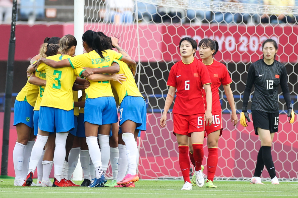  利物浦绝地反击5-3击败利兹联  